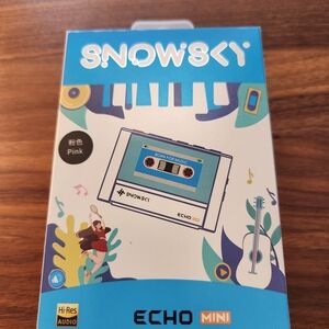 Echo Mini Pink MP3 Player